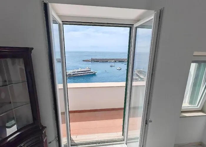 Casa Vagliendola - Terrace With Sea View شقة